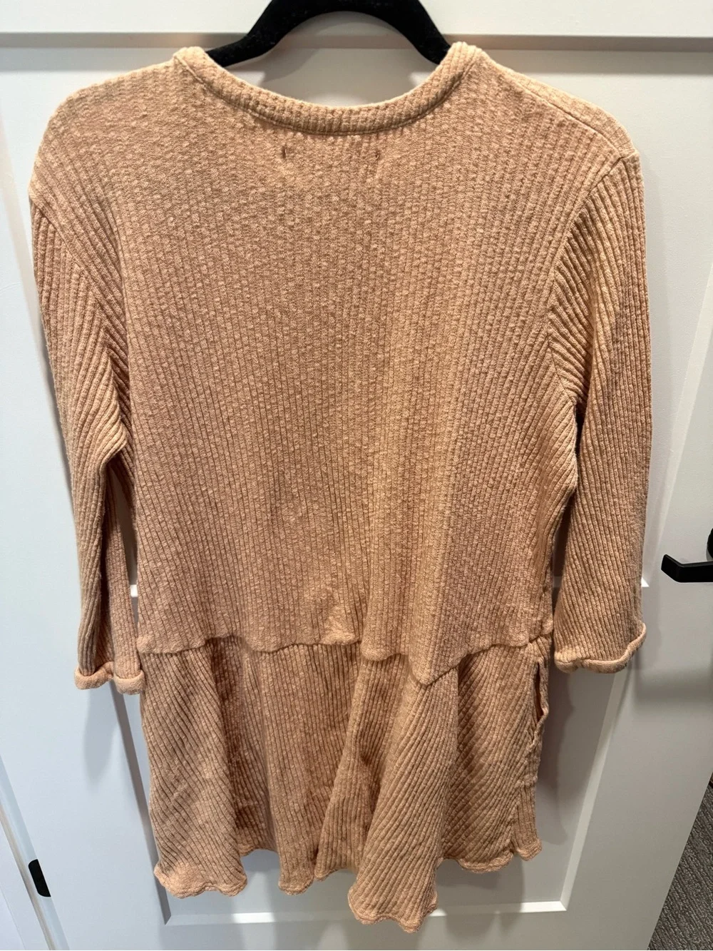 Free People Beach Waffle Knit Tunic Top Medium Blush Pink Henley Babydoll Boho - Picture 6 of 6
